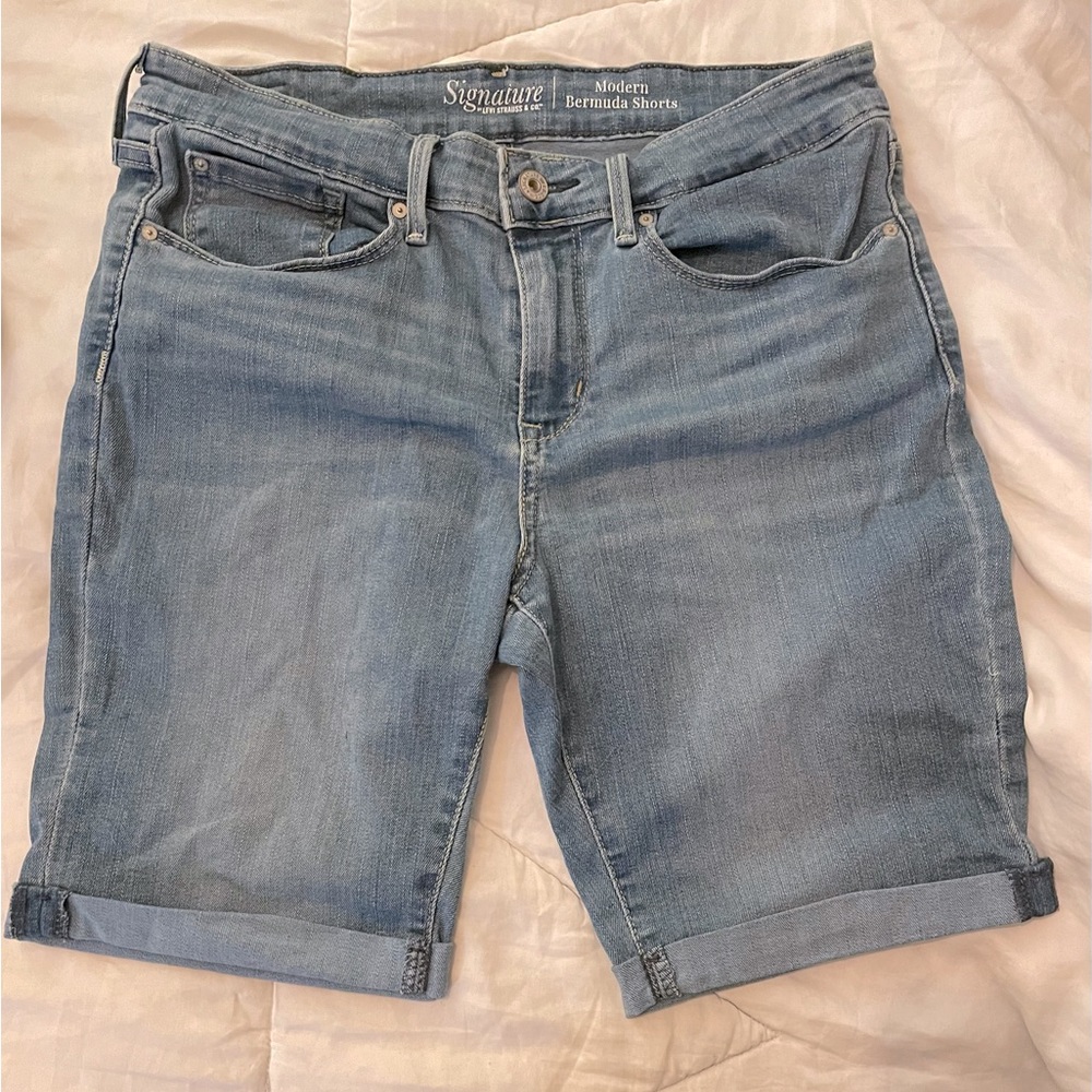 Levi Strauss Denim Bermuda Shorts size 10